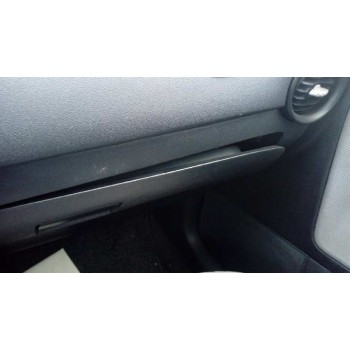 seat ibiza (6l1) del año 2002