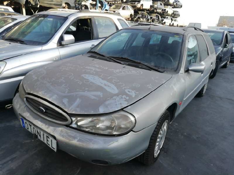 FORD MONDEO FAMILIAR (GD)