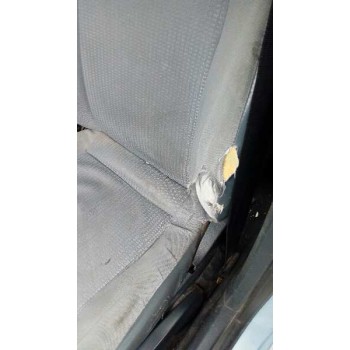 seat ibiza (6l1) del año 2002