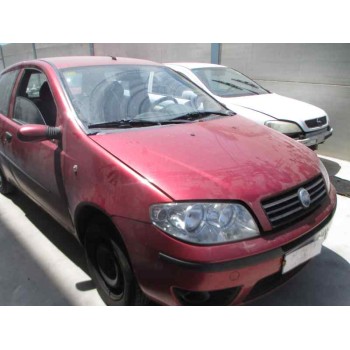 FIAT PUNTO BERLINA (188)