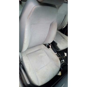 seat ibiza (6l1) del año 2002