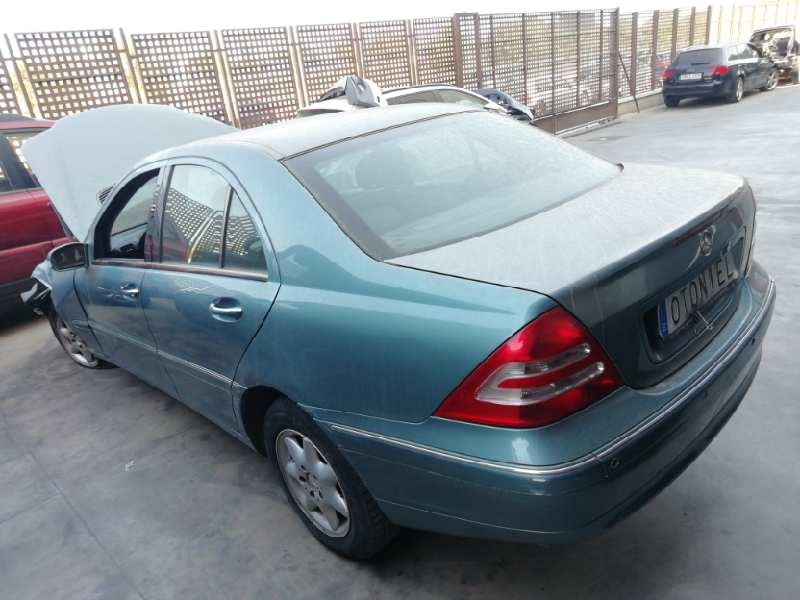 MERCEDES-BENZ CLASE C (W203) BERLINA