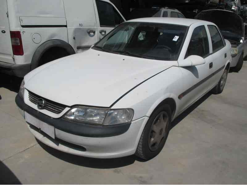 opel vectra b berlina del año 1998