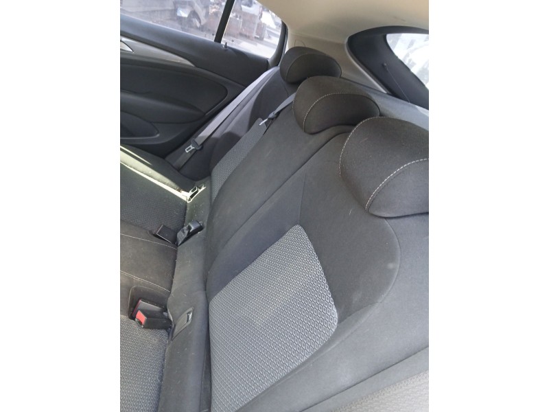 Recambio de asientos traseros para opel insignia b grand sport (z18) 1.6 cdti (68) referencia OEM IAM   