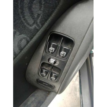 mercedes-benz clase c (w203) berlina del año 2001