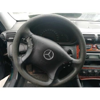 mercedes-benz clase c (w203) berlina del año 2001