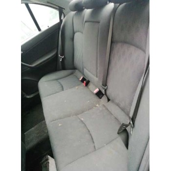 mercedes-benz clase c (w203) berlina del año 2001