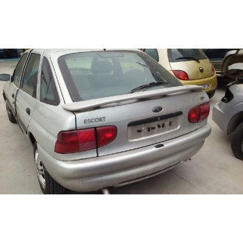 ford escort berlina/turnier del año 1998