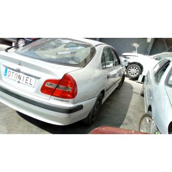 mitsubishi carisma berlina 5 (da0) del año 2002