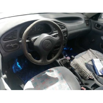 daewoo lanos del año 1999