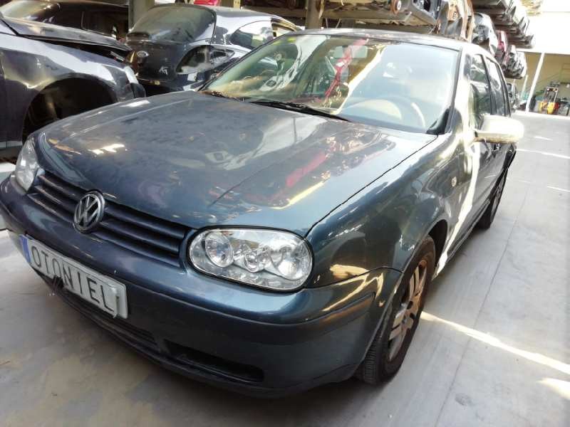 VOLKSWAGEN GOLF IV BERLINA (1J1)