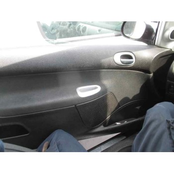 peugeot 206 berlina del año 2003