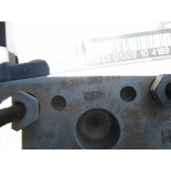 mercedes-benz clase s (w220) berlina del año 1999