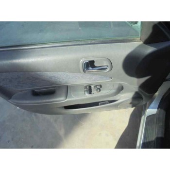 toyota corolla (e11) del año 2000