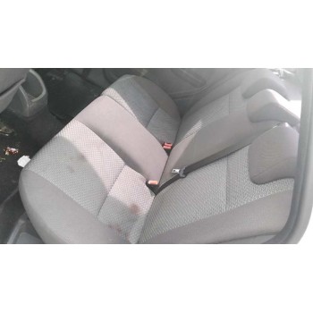 ford focus berlina (cap) del año 2007