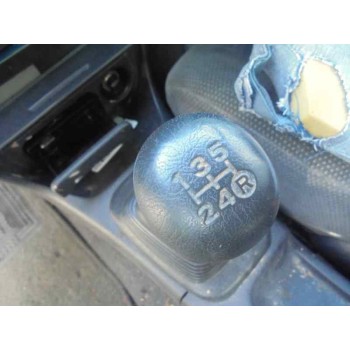 toyota corolla (e11) del año 2000