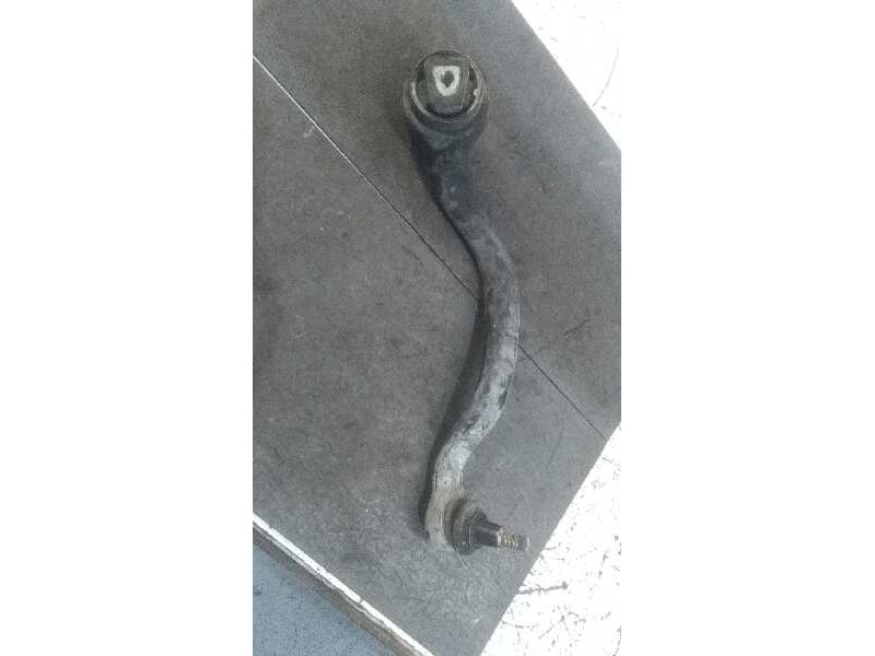 Recambio de brazo suspension inferior delantero derecho para bmw x5 (e70) 3.0d referencia OEM IAM   CURVO
