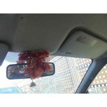 toyota corolla (e11) del año 2000