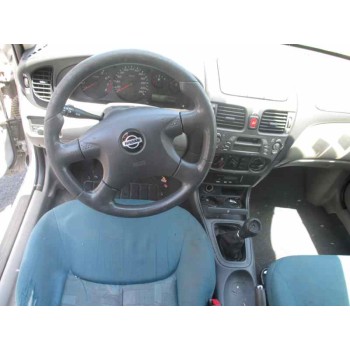nissan almera (n16/e) del año 2001