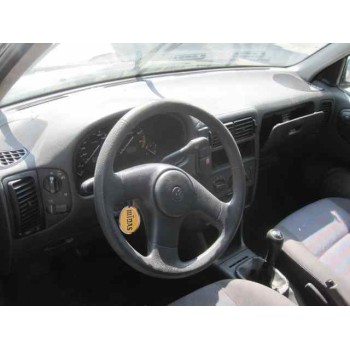 volkswagen polo berlina (6n1) del año 1996