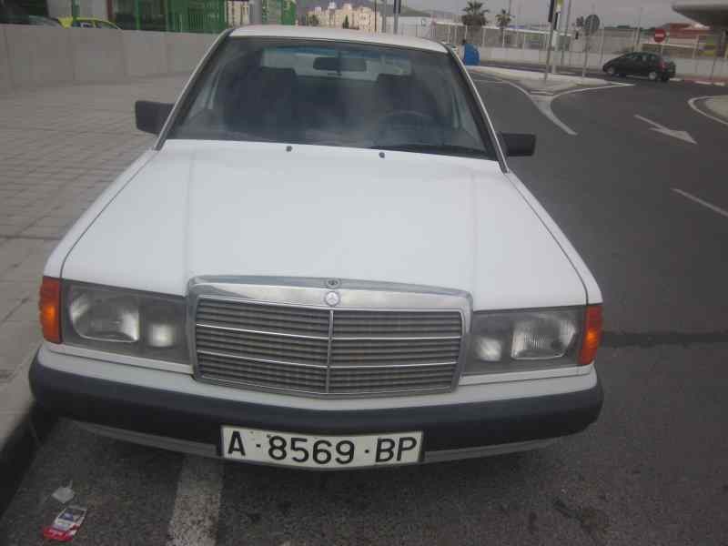 MERCEDES-BENZ CLASE C (W201) BERLINA