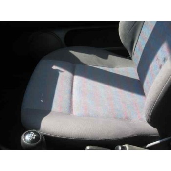 volkswagen polo berlina (6n1) del año 1996