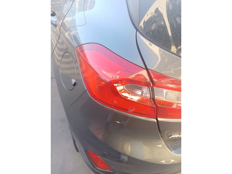 Recambio de piloto trasero izquierdo para ford fiesta vii (hj, hf) 1.0 ecoboost referencia OEM IAM H1BB13N553A  