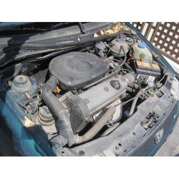 volkswagen polo berlina (6n1) del año 1996