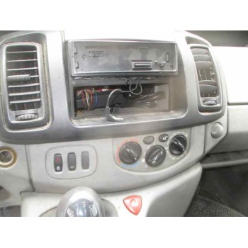 nissan primastar (x83) del año 2003