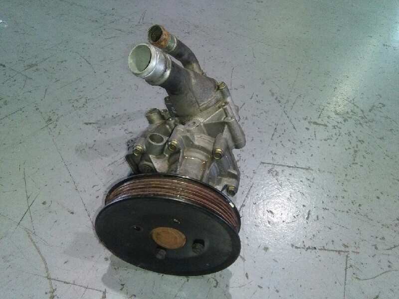 Recambio de bomba agua para ssangyong rexton 2.7 turbodiesel cat referencia OEM IAM 6652000301  