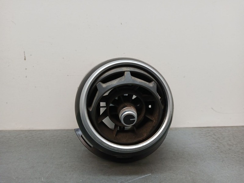 Recambio de aireador para mg zs luxury referencia OEM IAM 10262724  