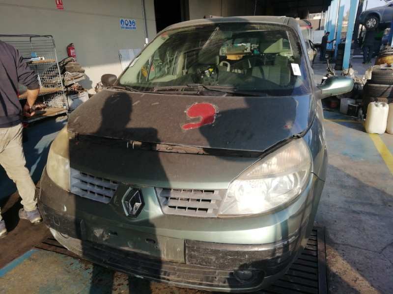 renault scenic ii del año 2006