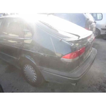 saab 900 berlina del año 1994