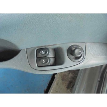 renault megane i berlina hatchback (ba0) del año 1997