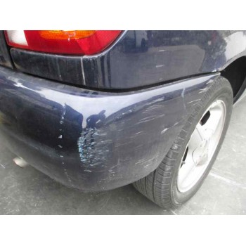 ford fiesta berlina del año 1998