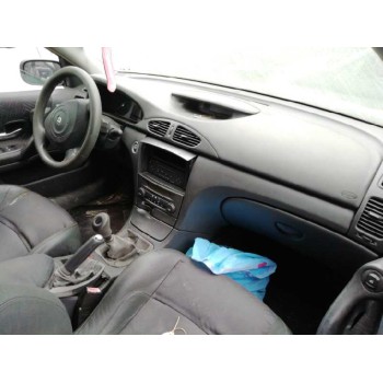 renault laguna ii (bg0) del año 2004