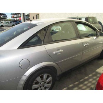 opel vectra c berlina del año 2004