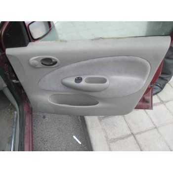 ford fiesta berlina del año 1996