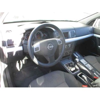 opel vectra c berlina del año 2004