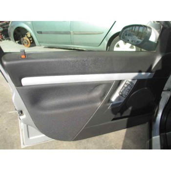 opel vectra c berlina del año 2004