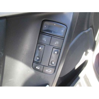 opel vectra c berlina del año 2004