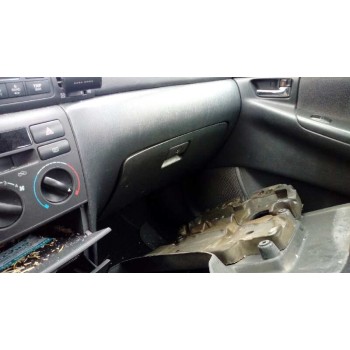 toyota corolla (e12) del año 2003