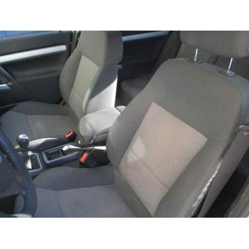 opel vectra c berlina del año 2004