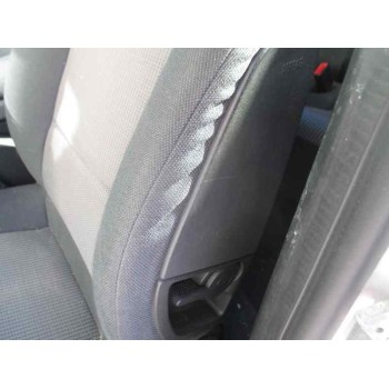 opel vectra c berlina del año 2004