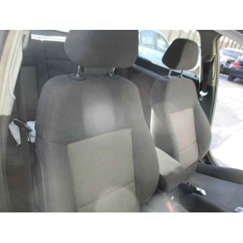 opel vectra c berlina del año 2004