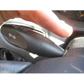 ford focus berlina (cak) del año 1999