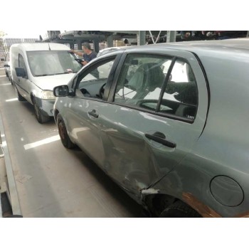 toyota yaris del año 2011