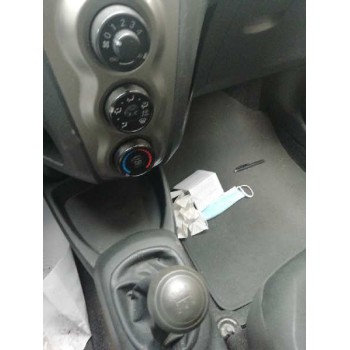 toyota yaris del año 2011