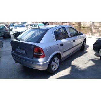 opel astra g berlina del año 2002