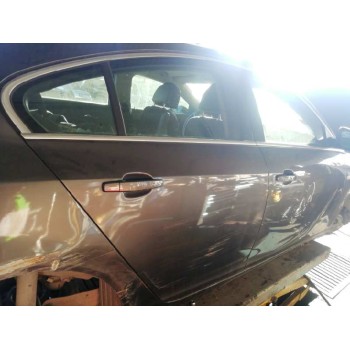 opel insignia berlina del año 2009